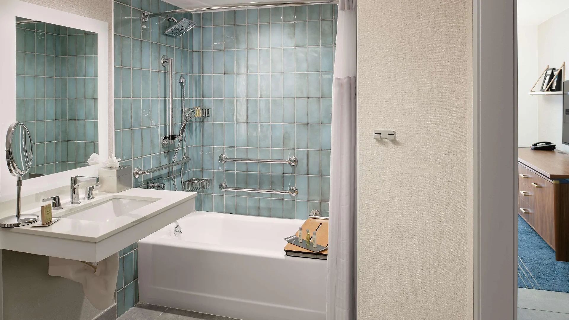 Hilton Los Angeles-Culver City, CA Hotel