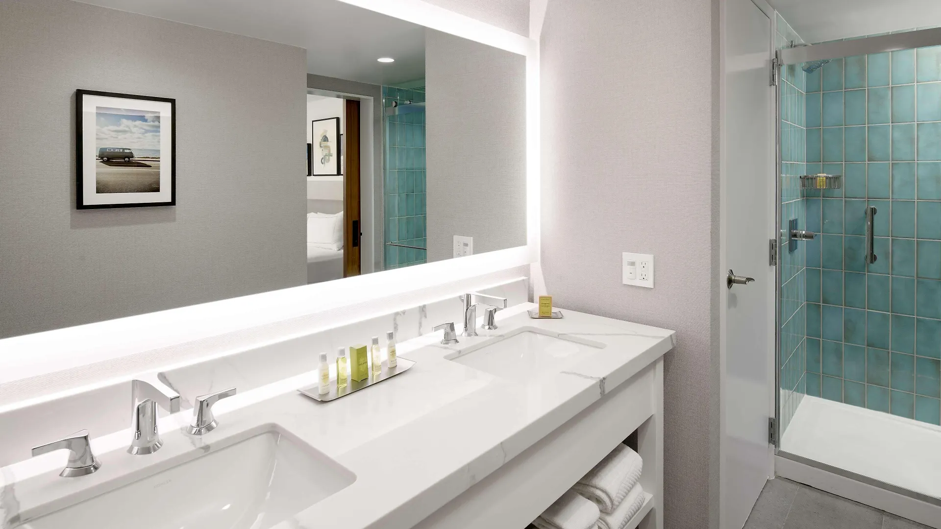 Hilton Los Angeles-Culver City, CA 4*,