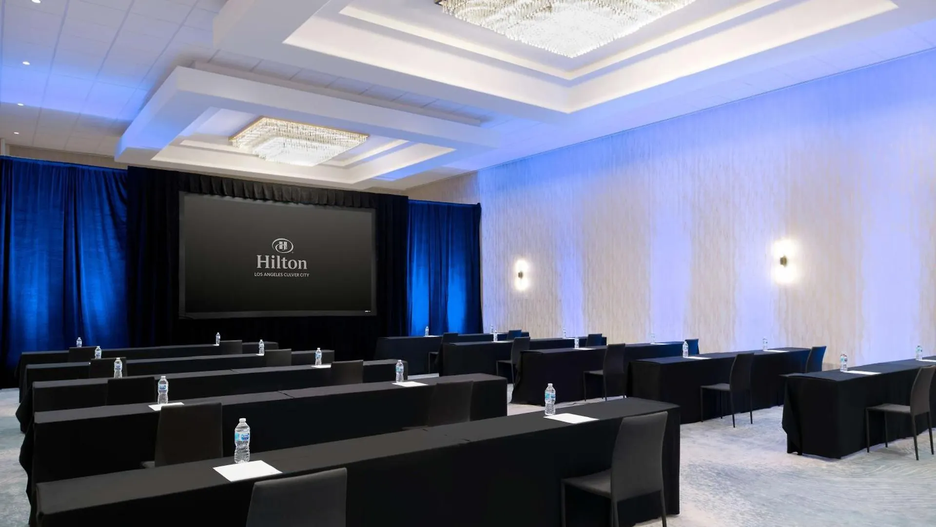 Hilton Los Angeles-Culver City, CA 4*,